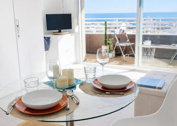 12th Floor Sea View -central Apartament