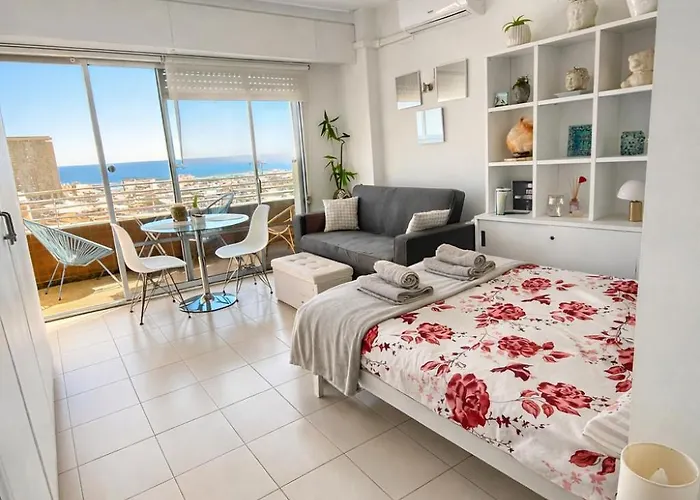 12th Floor Sea View -central *
